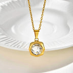 Collier doré à zircone — acier inoxydable